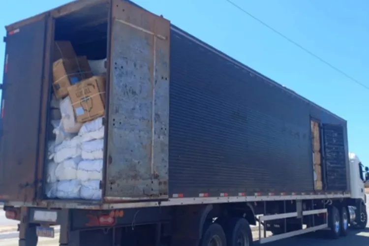 2ª CIPRv apreende carga avaliada em R$ 666 mil na BA-026 em Tanhaçu