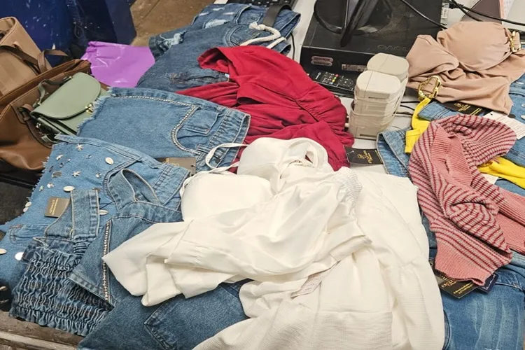 Mulheres são detidas com roupas e perfumes furtados em Livramento de Nossa Senhora