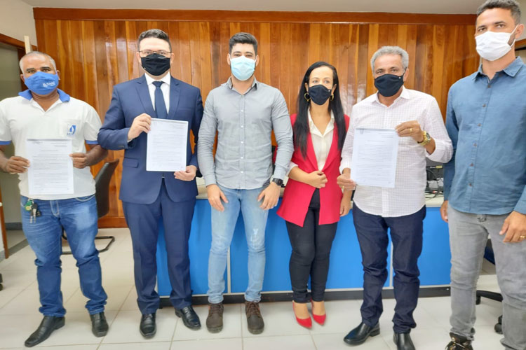 MP firma acordo com Município de Correntina para construção de estação de tratamento de água