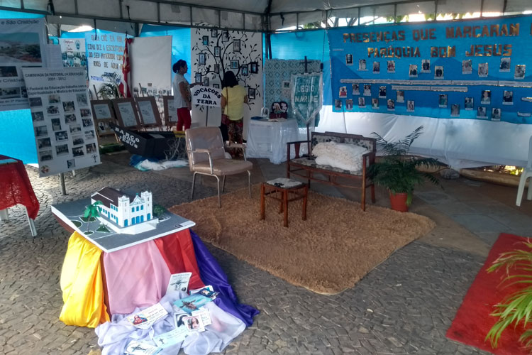 Exposição conta a história de 150 anos da Paróquia do Bom Jesus em Brumado