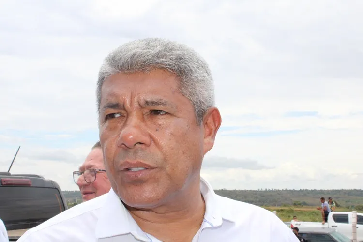 Governador lidera maratona de entregas e investimentos na região de Jequié