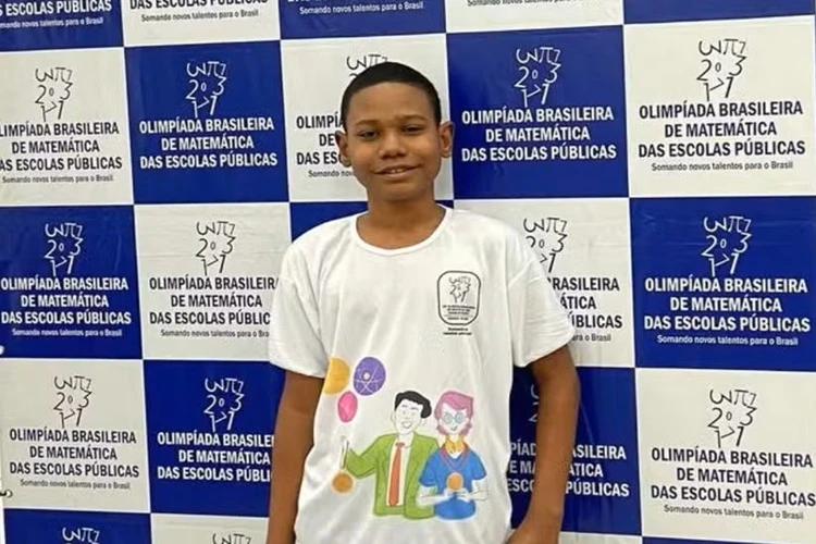 Estudante de escola pública conquista medalha de ouro nacional na Obmep 2025