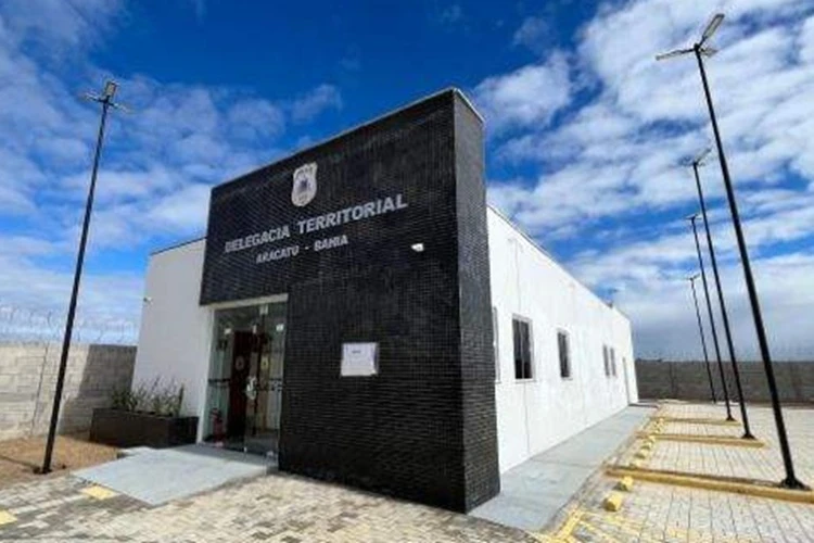 Homem de 39 anos é preso após pedir informação na Delegacia de Aracatu