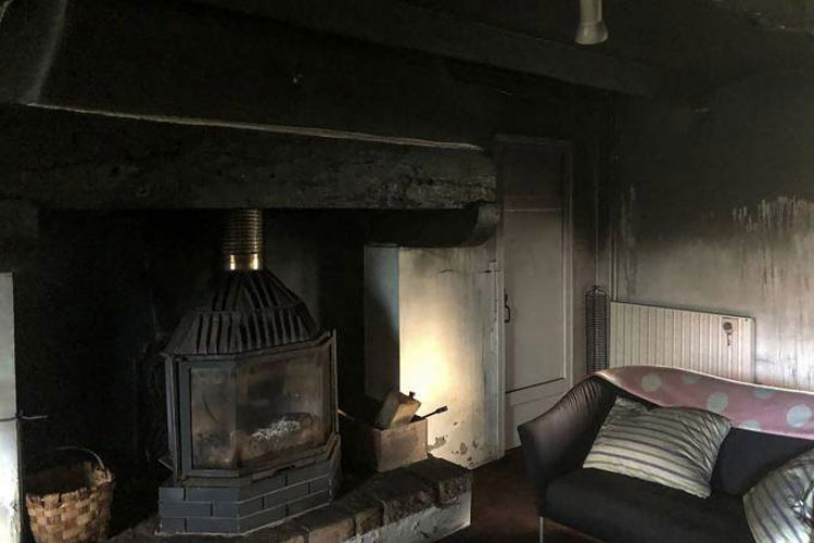 Cerca de 70 deputados foram atacados após protestos na França