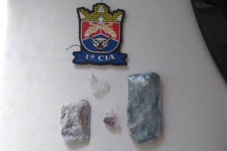 Guanambi: PM apreende drogas em poder de foragido da justiça de Vitória da Conquista