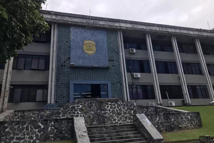 Camaçari: Mãe é investigada por compartilhar imagens pornográficas da filha