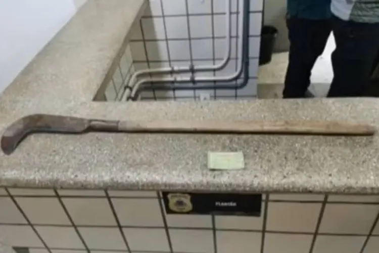 Homem é preso suspeito de matar concunhado com golpes de foice em Itamaraju