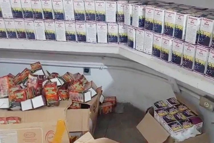 Mais de mil frascos de produto terapêutico falsificado são apreendidos em Brumado