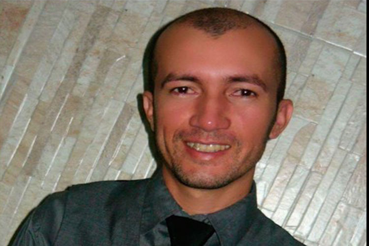 Músico é estrangulado e morto dentro de casa em Vitória da Conquista