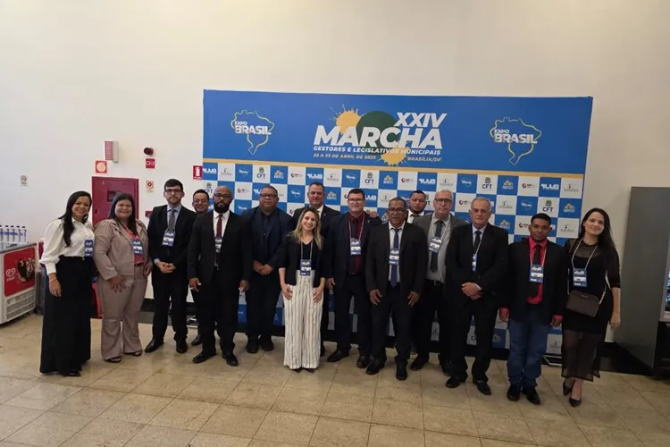 Em busca de atualizações, Câmara de Brumado participa da Marcha Nacional em Brasília