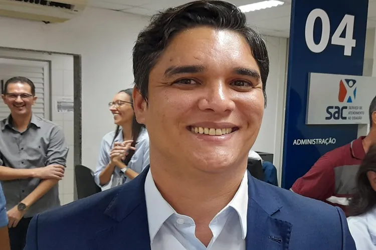 Vitor Bonfim avalia como produtivo na AL-BA o primeiro ano do governo Jerônimo