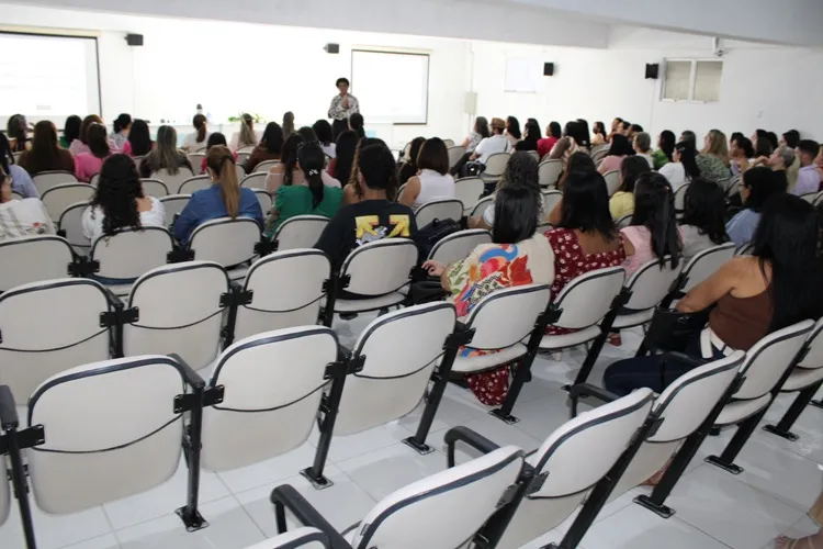 Brumado: Semec quer recuperar alfabetização e educação básica em queda no Ideb