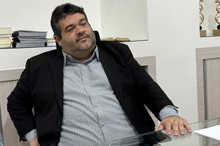 Vitória da Conquista: Ivan Cordeiro defende IPTU zero em ruas não pavimentadas