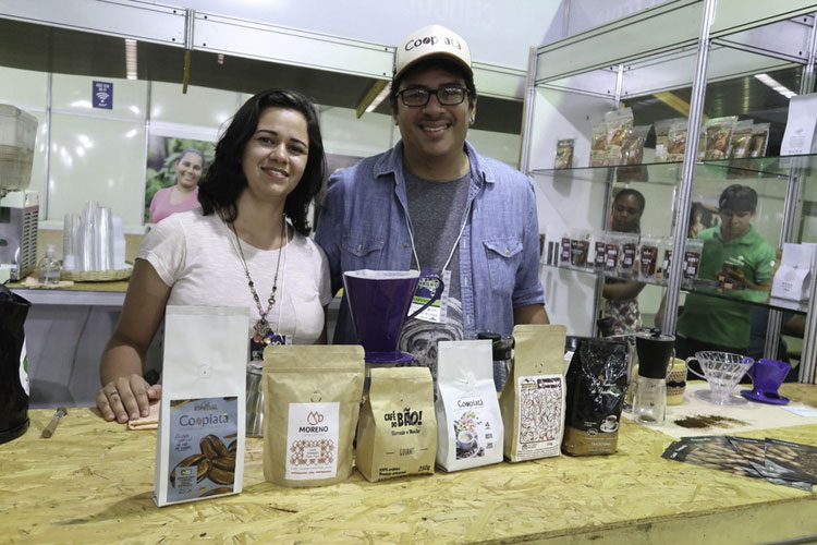 Chapada Diamantina: Cooperativas apostam na produção de cafés especiais para exportação