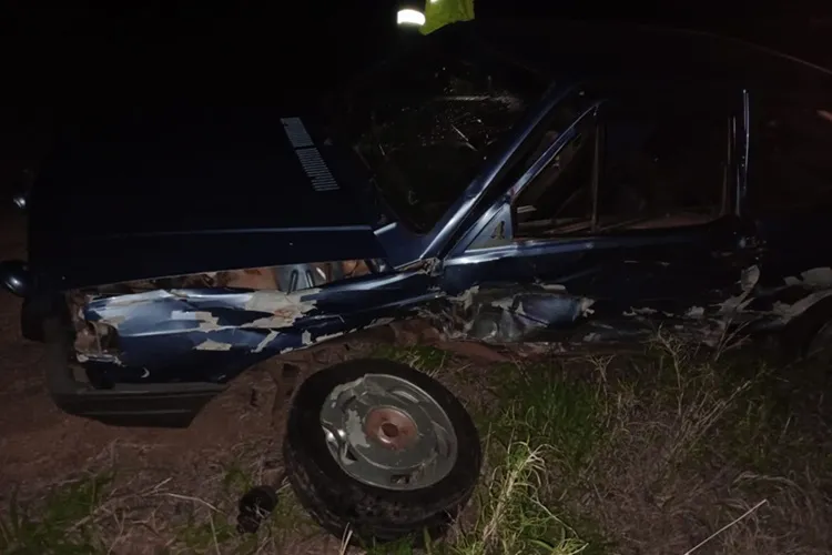 Colisão frontal entre dois carros é registrada na BA-938 em Guanambi