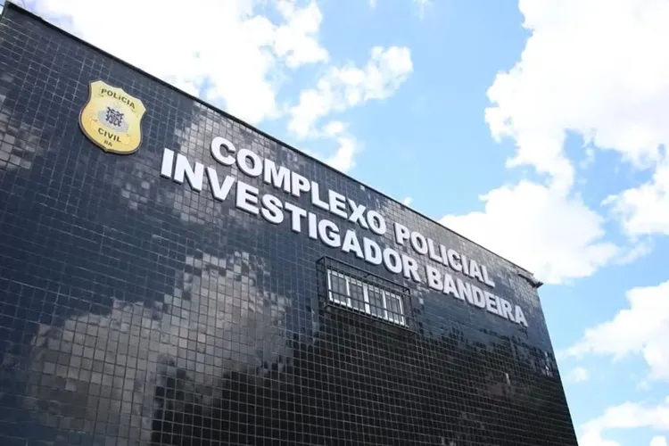 Feira de Santana: Médico com dívida de pensão alimentícia é preso em consultório