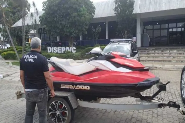 Jet ski furtado em Vitória da Conquista é recuperado em Ibiassucê