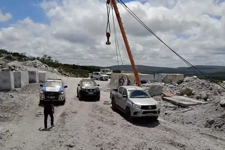 Homem morre após ser imprensado por bloco de granito em Sento Sé