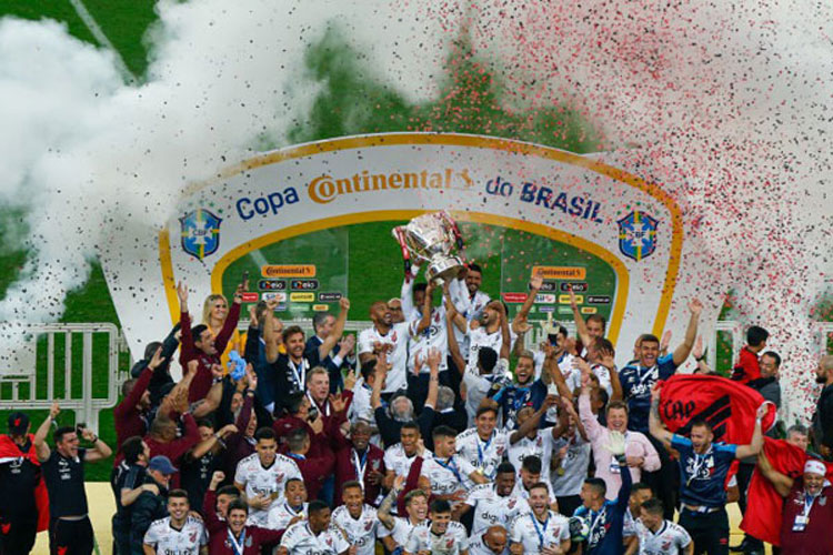 Athletico Paranaense vence Internacional e conquista título inédito da Copa do Brasil