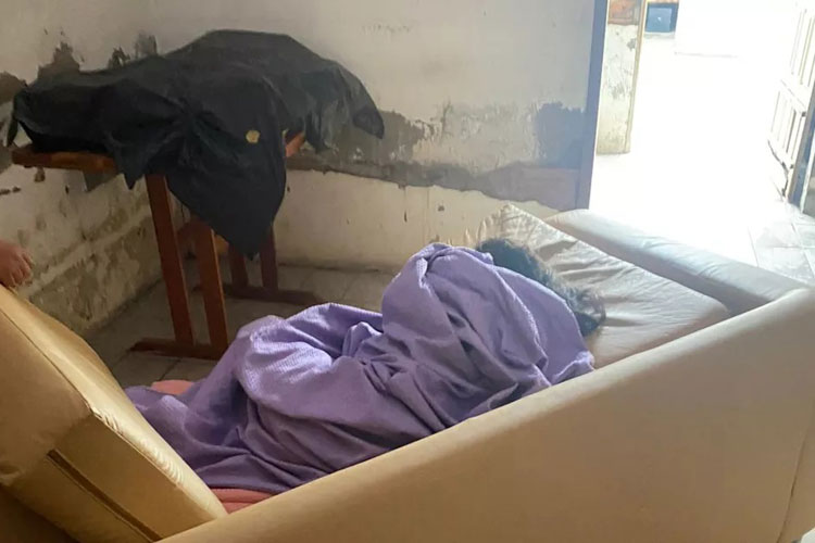 Iaçu: Homem é preso por manter companheira e filha em cárcere privado