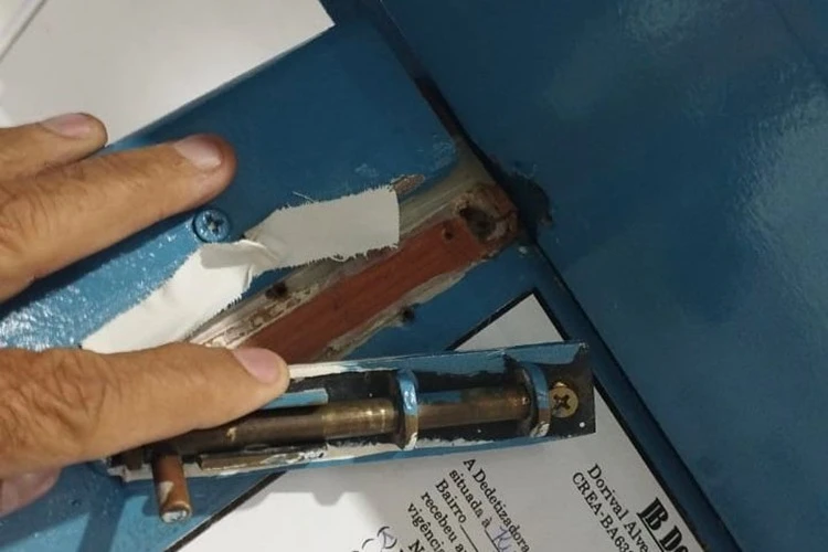 Mulher é detida após causar danos materiais em UPA de Tanhaçu