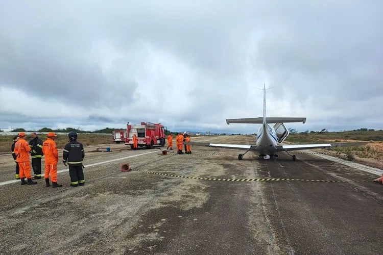 Aeronave de pequeno porte realiza pouso emergencial em Vitória da Conquista
