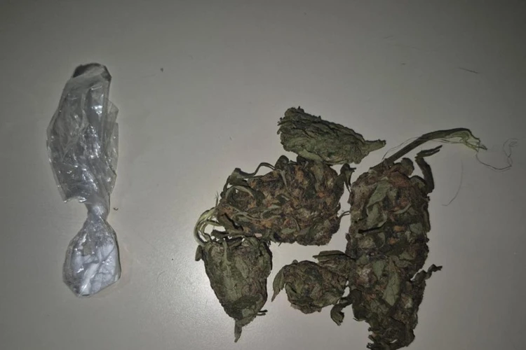 Homem com mandado em aberto por homicídio é preso em Seabra