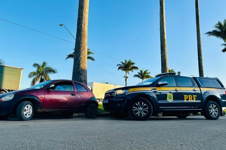 Carro roubado em 2006 é em São Paulo recuperado pela PRF em Planalto
