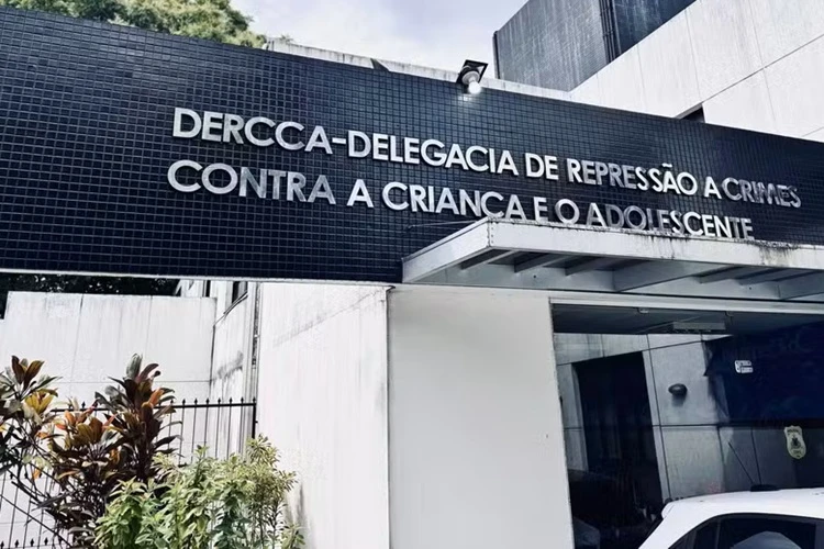 Treinador de escolinha de futebol é investigado por estupro de vulnerável em Salvador
