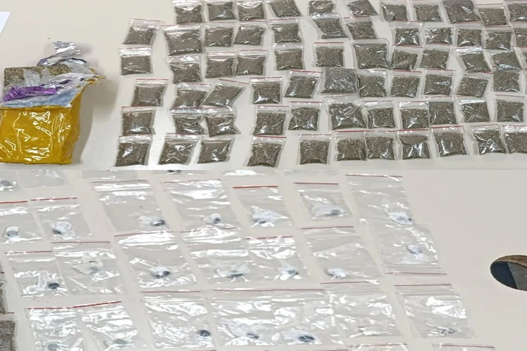 CIPRv apreende entorpecentes durante duas abordagens em Tanhaçu e Candiba