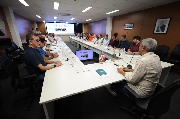 Governador define novas ações emergenciais de convivência com a seca na Bahia