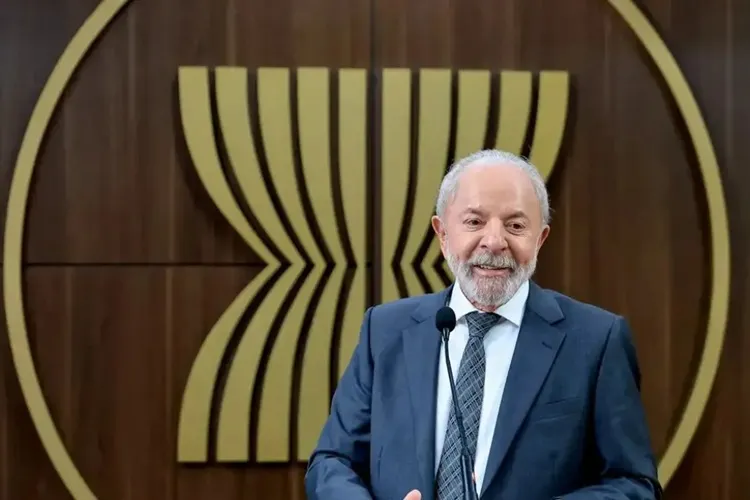 Lula lidera 1º turno em todos os cenários para 2026, aponta Paraná Pesquisas