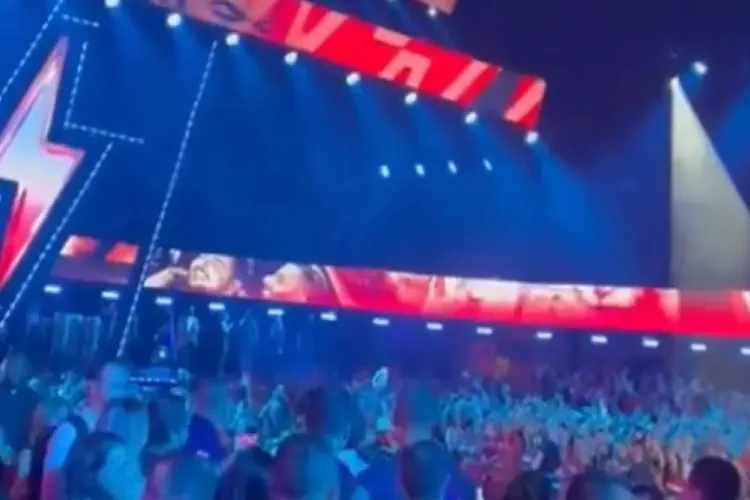 Público manda Lula 'tomar no c*' e aplaude Tarcísio na gravação de DVD em São Paulo