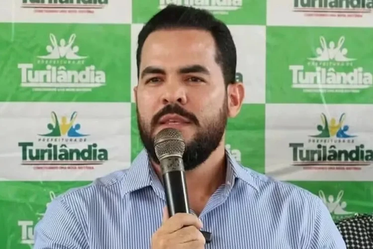 Prefeito, primeira-dama, vice e 20 vereadores são presos por desvio de recursos públicos