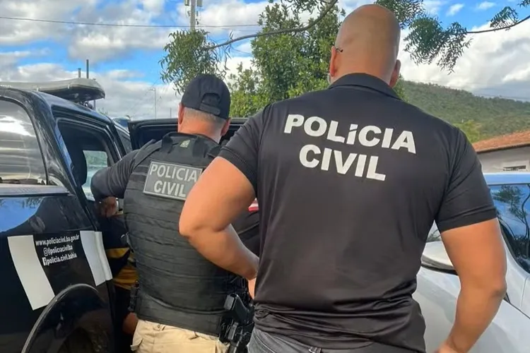 Suspeito de estuprar e engravidar enteada adolescente é preso em Sento Sé