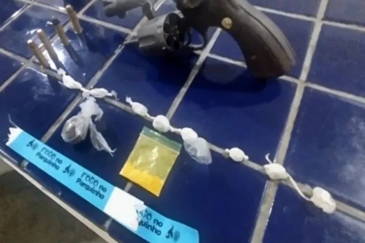 Brumado: 24º BPM apreende arma municiada em festa paredão