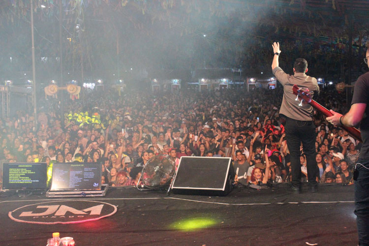 5º dia do São João do Gurutuba leva 30 mil pessoas para a Praça do Feijão em Guanambi