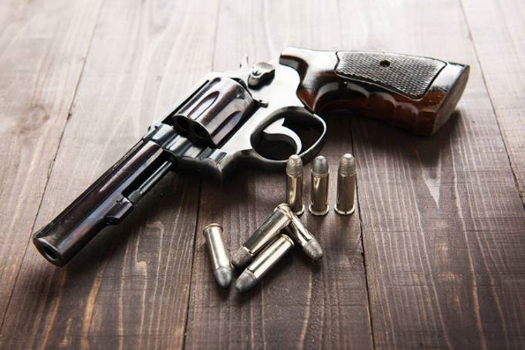 25% das mulheres vítimas de tiro morreram em casa