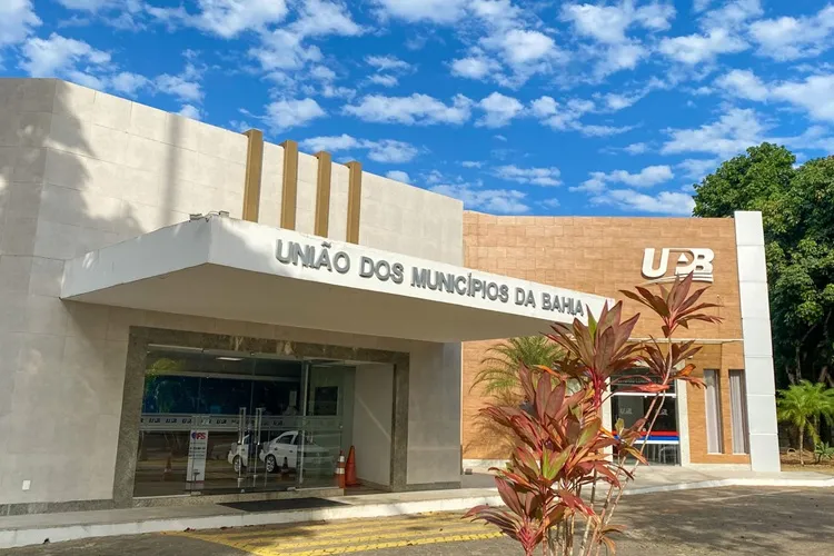 UPB debate com governo medidas para auxiliar municípios castigados pela seca