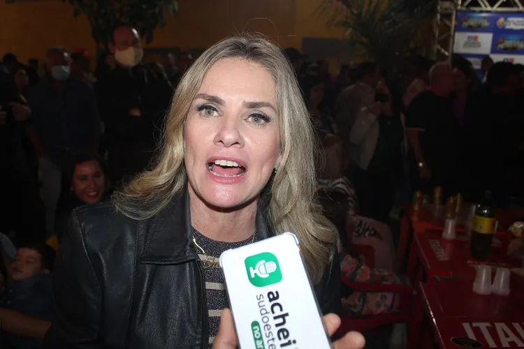 Eleições 2024: 'Pago pra ver', dispara deputada sobre apoio do PT a vice-prefeito em Guanambi