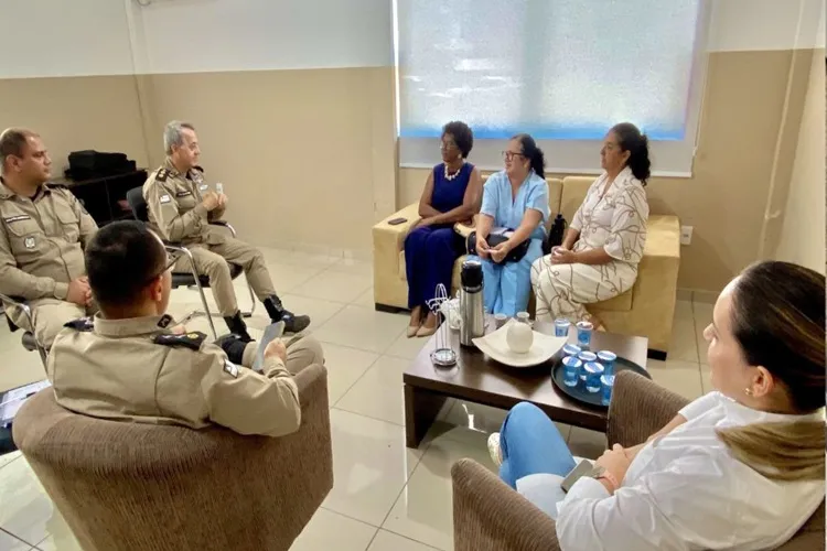 24º BPM e Secretaria de Educação planejam retomada da Escola Cívico-Militar em Brumado