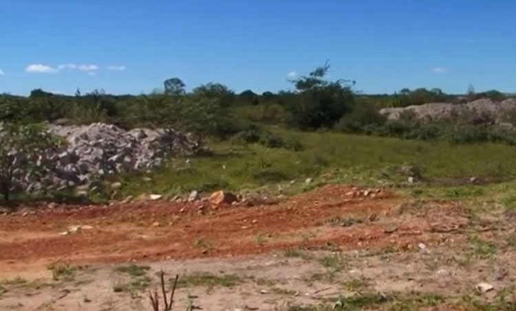 Conquista: Sem posto saúde, moradores têm atendimento médico em bares, casas e embaixo de árvores
