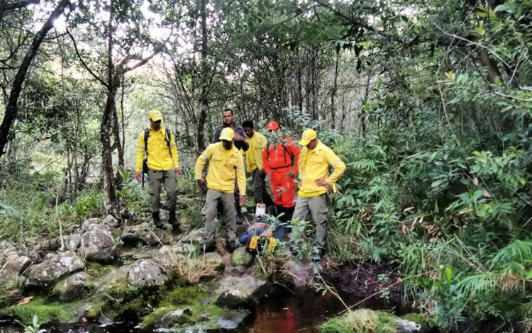 Homem é resgatado dois dias após quebrar perna em trilha na Chapada Diamantina