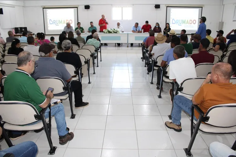 CDS debate crise hídrica e ações de convivência com a seca em Brumado