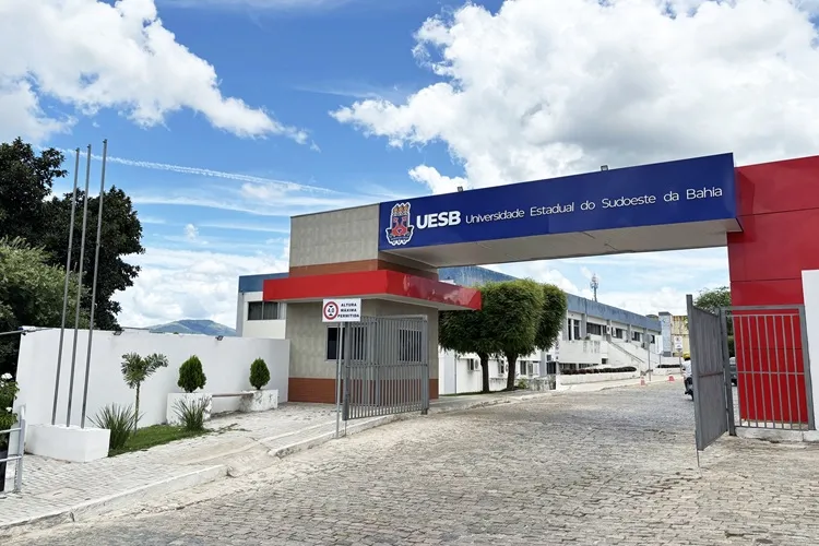 Uesb abre seleção para professor substituto em Itapetinga, Jequié e Vitória da Conquista