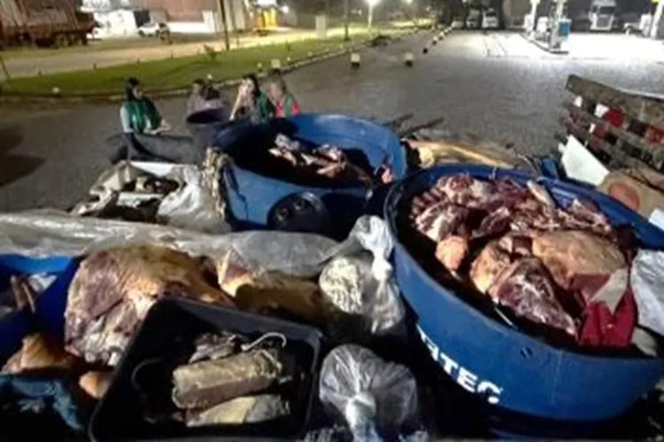 900 kg de carne clandestina são apreendidas em Camacan