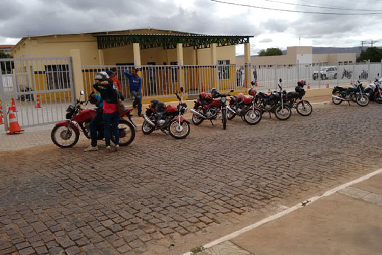 Brumado: Justiça decreta prisão preventiva de ex-coordenador da 18ª Ciretran e mais duas pessoas