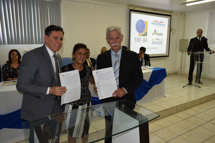 Brumado adere ao Programa Eleitor do Futuro