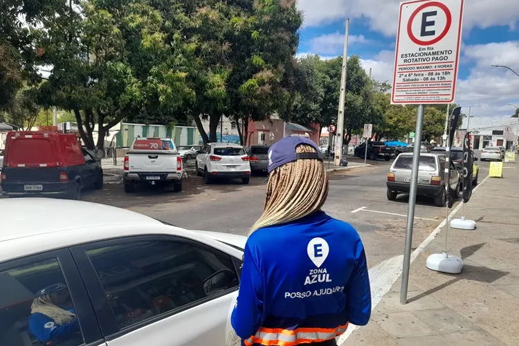 Área Azul volta a operar em Brumado com taxas de R$ 2,15 (carro) e R$ 0,60 (moto)