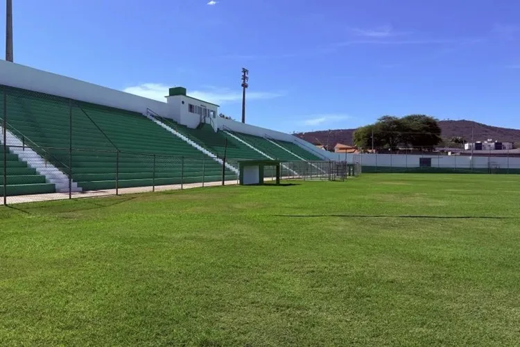 Clássico abre o Campeonato Brumadense e promete agitar o Gilbertão